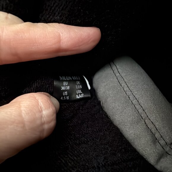 Moon Boot Iconic Low Felt Boots size4.5/ 6 - Picture 3 of 7